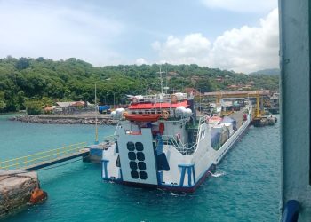 Kapal Dongkrak Ekspor Nontambang NTB, Melesat Naik!