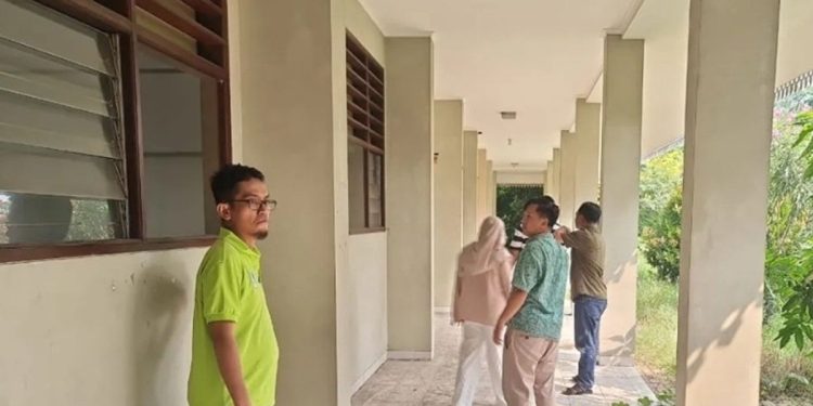 Gudang Rahasia Logistik Pilkada Jakarta Barat Terbongkar