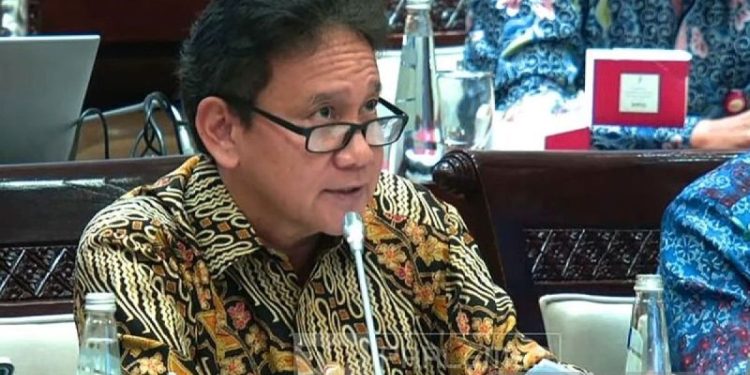 Pergantian Strategis: OJK Restrukturisasi Kepemimpinan