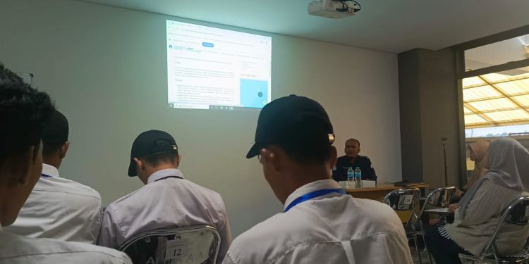 Prodi Sistem Informasi UAA Kenalkan Visi Misi dan Nilai MUTAQIN kepada Mahasiswa Baru