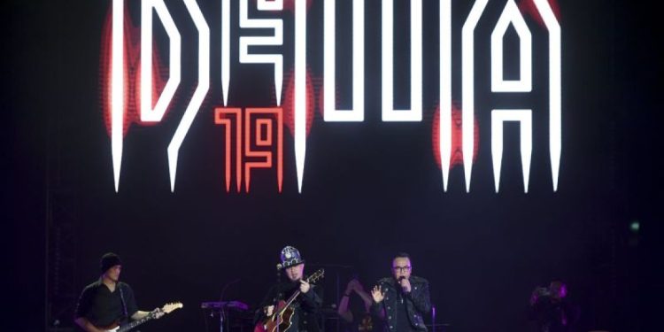 Kirana: Kisah Romantis Melalui Lirik Lagu Dewa 19