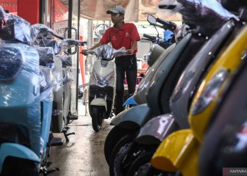 Jelajahi Revolusi Listrik: Motor Terbaik yang Menguasai Jalanan Indonesia