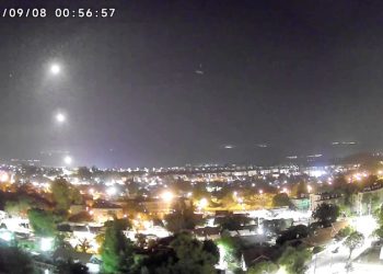 Hujan Rudal Hizbullah: Langit Israel Berkobar dalam Kekacauan