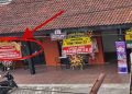 Foto Viral Salah Seorang Pejabat Utama Polda DIY memberikan Ucapan grand Opening Outlet 23