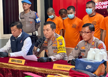 Kapolresta Yogyakarta, Kombes Pol Aditya Surya Dharma, S.I.K, M.H sedang menyampaikan keterangan kepada awak media