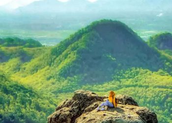 Pesona Keindahan Bukit Cumbri Ponorogo