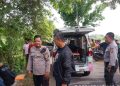 Pihak Kepolisian sedang berada di lokasi TKP