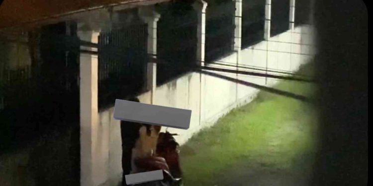 Sejoli diduga sedang melakukan ketiatan tidak senonoh di pingir jalan Kopen 2 Sleman