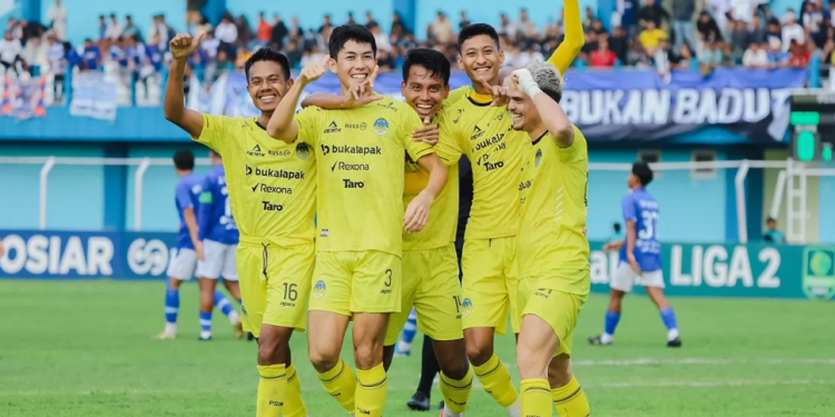 PSIM saat merayakan gol ke gawang Persiku