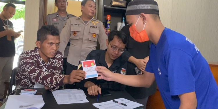Proses Pemungutan Suara di TPS yang di ikuti oleh para tahanan