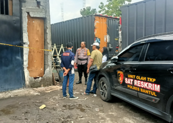 Polres Bantul Melakukan Olah TKP Penemuan Wanita Tewas di Gudang Ekspedisi Bantul