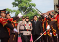 Tradisi Pedang Pora Sambut Kapolres Bantul yang Baru