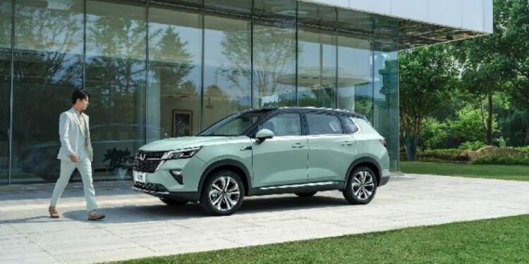 Wuling Asta