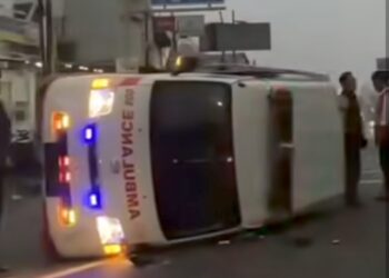 Tabrakan Ambulans dan Mobil di Sleman: Penumpang Alami Cedera, Ini Kronologinya