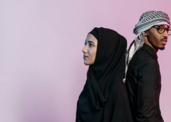 Ketentuan Berpakaian Sesuai Syariat Islam