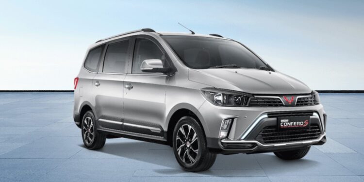 Mobil Keluarga Wuling New Confero S