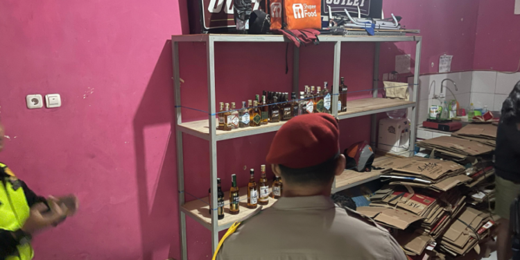 Operasi Razia Miras di Yogyakarta Polisi Sita Ratusan Botol dalam sepekan
