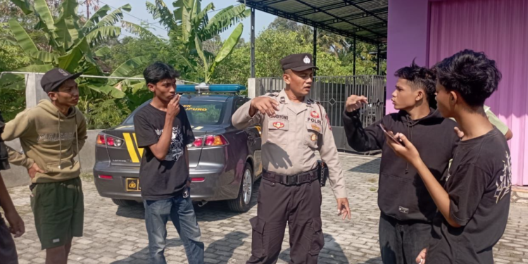 Pihak berwenang masih melakukan penyelidikan lebih lanjut terkait insiden yang menyebabkan dua korban luka