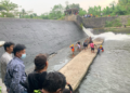 Tim Gabungan Melakukan Upaya Pencarian Korban Tengelam di Bendungan Kronggahan, Sungai Bedog, Tlogoadi, Mlati, Sleman
