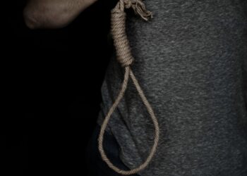 Ilustrasi Gantung diri