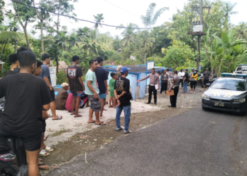 Petugas Kepolisian melakukan Olah TKP Kecelakaan Tunggal di Jalan Pengasih Kulonprogo