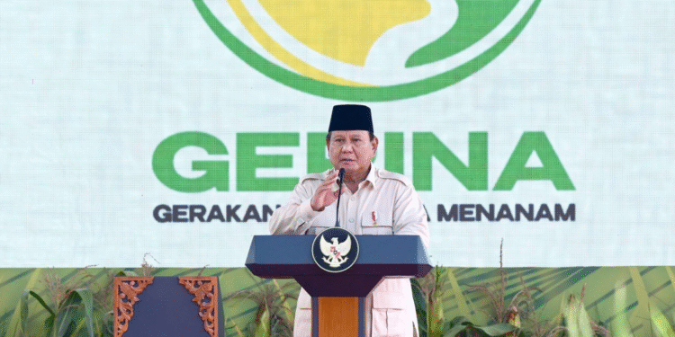 Presiden Prabowo Subianto secara resmi meluncurkan program Gerakan Indonesia Menanam (Gerina) yang digelar di Kabupaten Banyuasin, Provinsi Sumatra Selatan