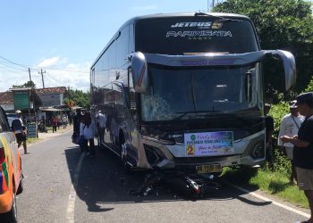 Buruh Harian Tewas Ditabrak Bus Rombongan Family Gathering di Parangtritis