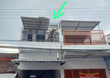 Lokasi kejadian kecelakaan kerja di lantai dua rumah warga di Karangwaru, Tegalrejo, Yogyakarta