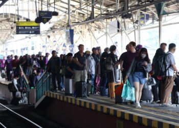 PT KAI Daop 6 mencatat lonjakan signifikan jumlah kedatangan penumpang hingga 58,6 persen dibanding pekan sebelumnya