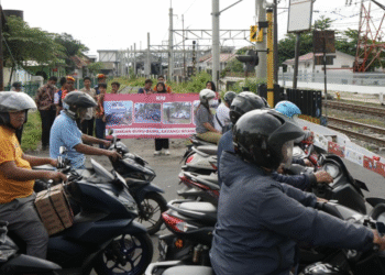 PT KAI sedang memberikan himbauan tentang Perlintasan sebidang