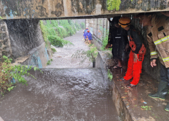 Tim SAR Masih Lakukan Pencarian Bocah Tengelam di Saluran Air