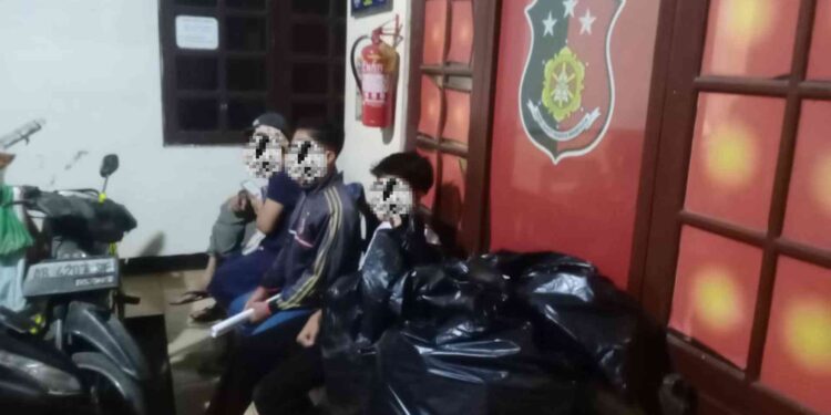 korban melapor kepolsek Kasihan dengan diantar orangtuanya pada hari Selasa tanggal 13 Mei 2025