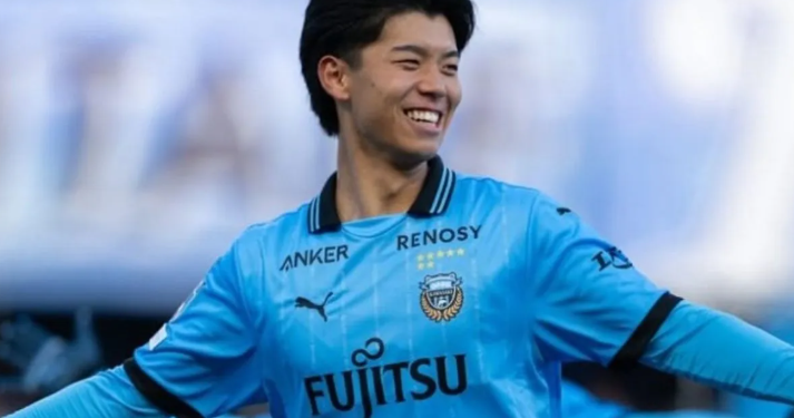 Bek asal Jepang Kota Takai akan segera direkrut Tottenham Hotspur