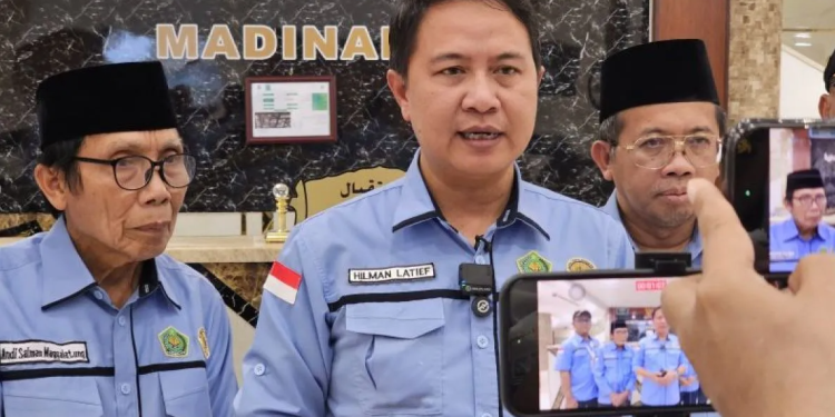 Dirjen Penyelenggaraan Haji dan Umrah Kementerian Agama Hilman Latief di Madinah, Arab Saudi