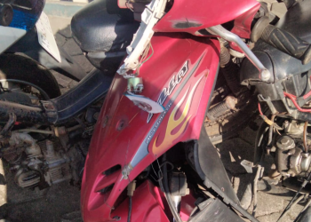 Kondisi sepeda motor Yamaha Mio AB-3414-AJ yang mengalami kerusakan parah usai kecelakaan tunggal di Jalan Parangtritis Km 23, Kretek, Bantul
