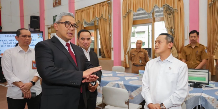 Wamendikdasmen Tegaskan SPMB Harus Adil dan Transparan “Pendidikan Adalah Hak Semua Anak Bangsa