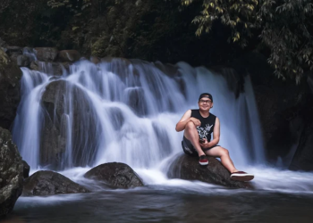 Wisata Curug Ciherang Sukamakmur