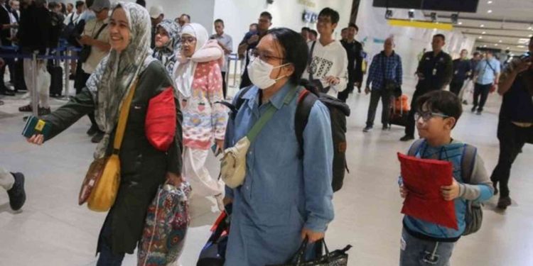 Pemerintah RI Siapkan Evakuasi Tahap Kedua WNI di Iran, 11 Orang Sudah Tiba di Jakarta