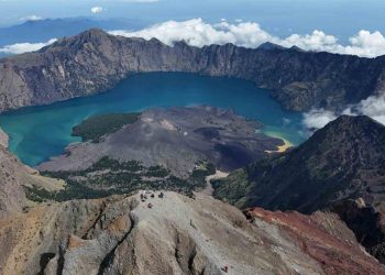 Menpar Tegaskan Keselamatan Wisatawan Prioritas Utama, Tragedi Rinjani Jadi Pengingat Nyata