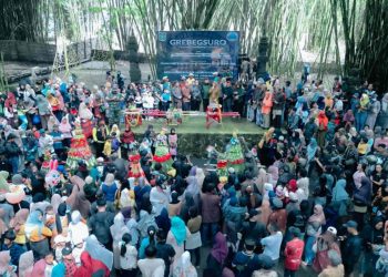 Grebeg Suro Sumbermujur: Harmoni Budaya, Alam, dan Spiritualitas di Kaki Semeru