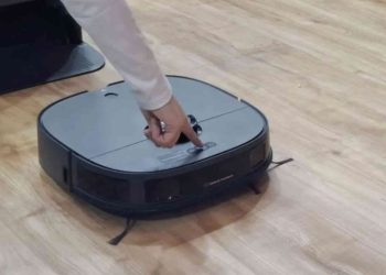 Banyak Area Rumah Luput Dibersihkan, Midea Hadirkan Solusi Robot Vacuum Canggih