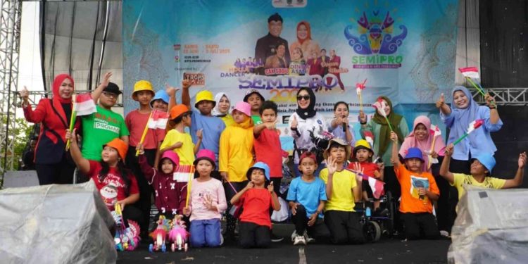 Panggung Inklusifest Semipro 2025: Ketika Anak-Anak Istimewa Mengajarkan Arti Kesetaraan