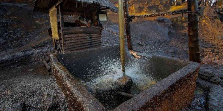 Legalitas Sumur Minyak Rakyat: Pemerintah Akui Realitas, Atur Jalan Resminya