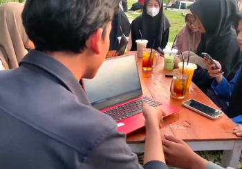 Implementasi Enterprise Resource Planning Menggunakan Framework Odoo Pada Sockin.Cek