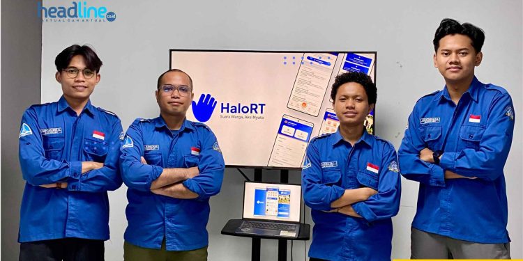 Tim Mahasiswa Sistem Informasi Universitas Alma Ata berpose di depan prototype aplikasi HaloRT