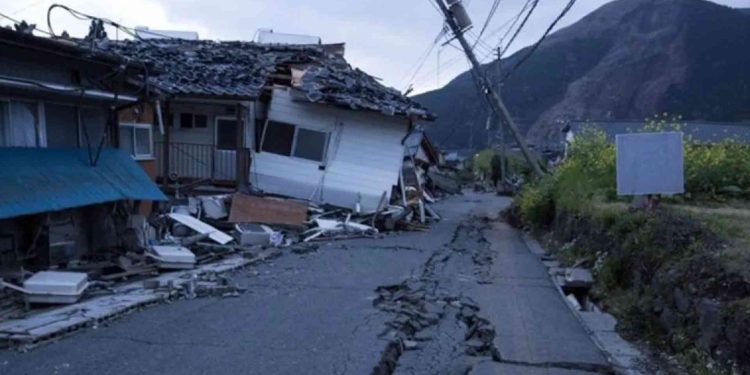 Jepang Evakuasi Warga Akibat Ribuan Getaran Gempa di Kepulauan Tokara