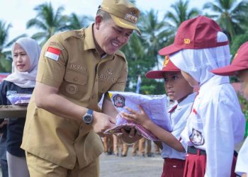 Seragam Gratis untuk Siswa Morowali: Janji Kampanye yang Kini Menjadi Kenyataan