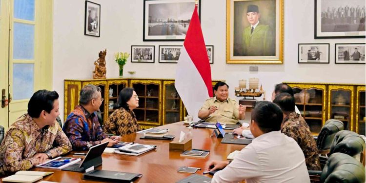 Prabowo Pimpin Rapat Strategis Anggaran: Fokus pada Keberlanjutan Fiskal dan Program Prioritas Nasional