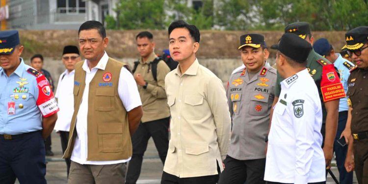 Wapres Gibran Apresiasi Respons Terpadu Atasi Karhutla Riau: 51 Tersangka Diamankan, Operasi Udara Sukses Redam Api