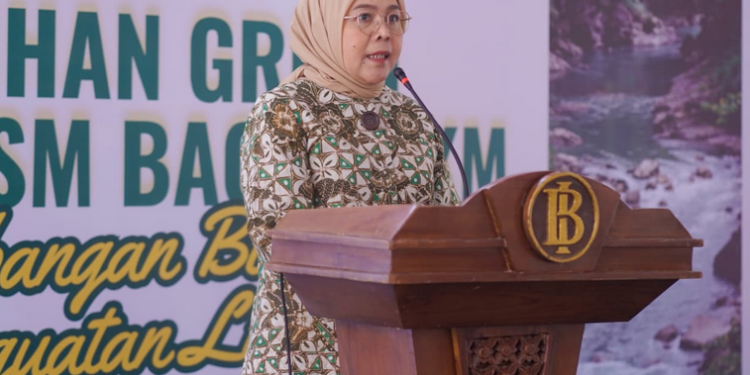 Asisten Deputi Peningkatan Kapasitas Masyarakat, Kementerian Pariwisata, Ika Kusuma Permana Sari